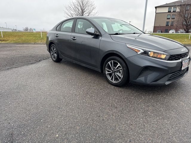 2023 KIA Forte