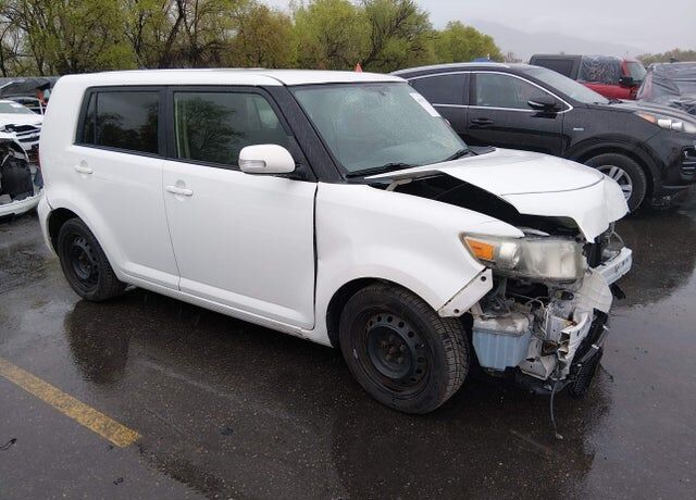 2014 TOYOTA SCION