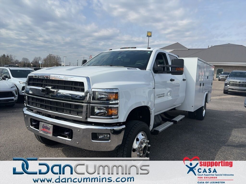 2024 GMC Silverado Medium Duty