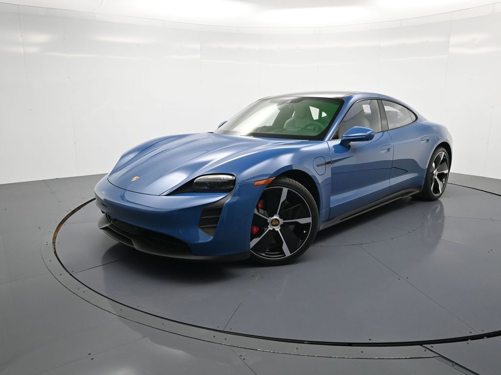 2024 PORSCHE Taycan