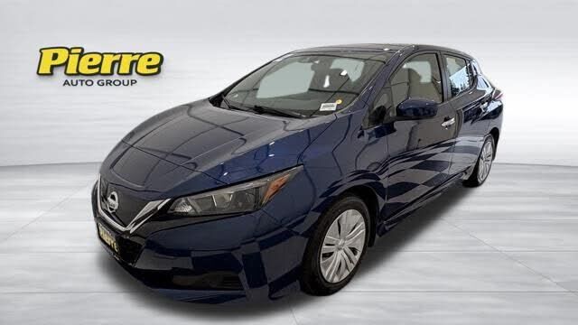 2022 NISSAN Leaf