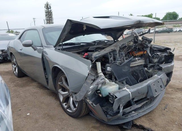 2017 DODGE Challenger
