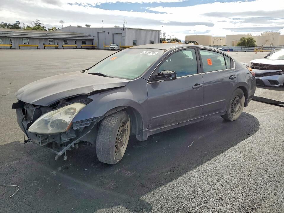 2012 NISSAN Altima