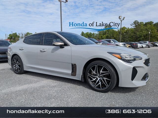 2023 KIA Stinger