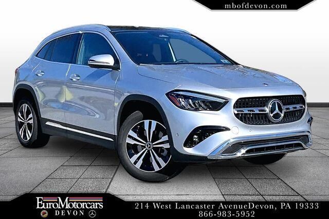 2026 MERCEDES-BENZ GLA-Class