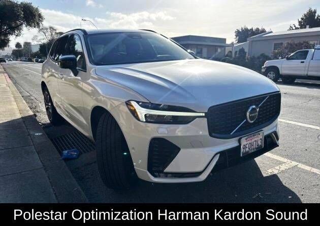 2023 VOLVO XC60