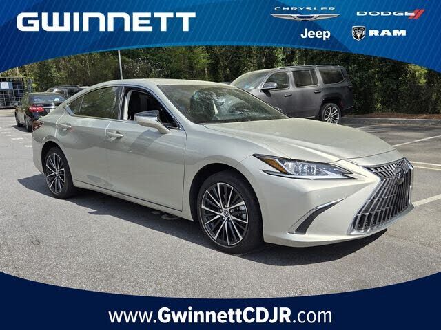 2024 LEXUS ES