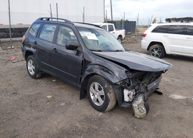 2011 SUBARU Forester