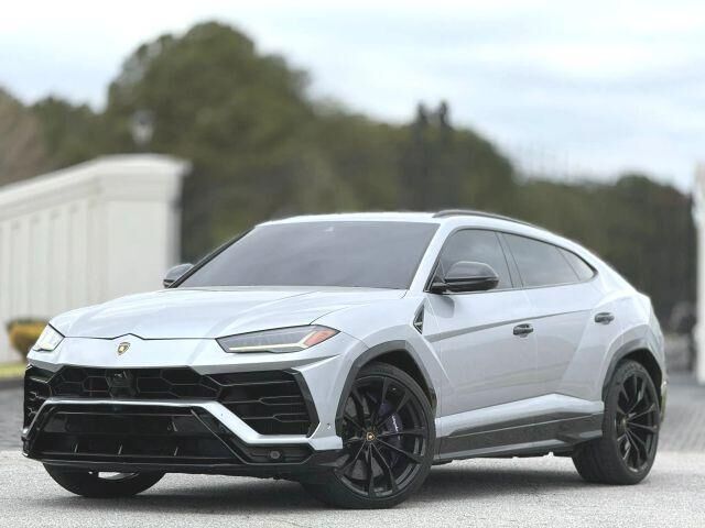 2019 LAMBORGHINI URUS