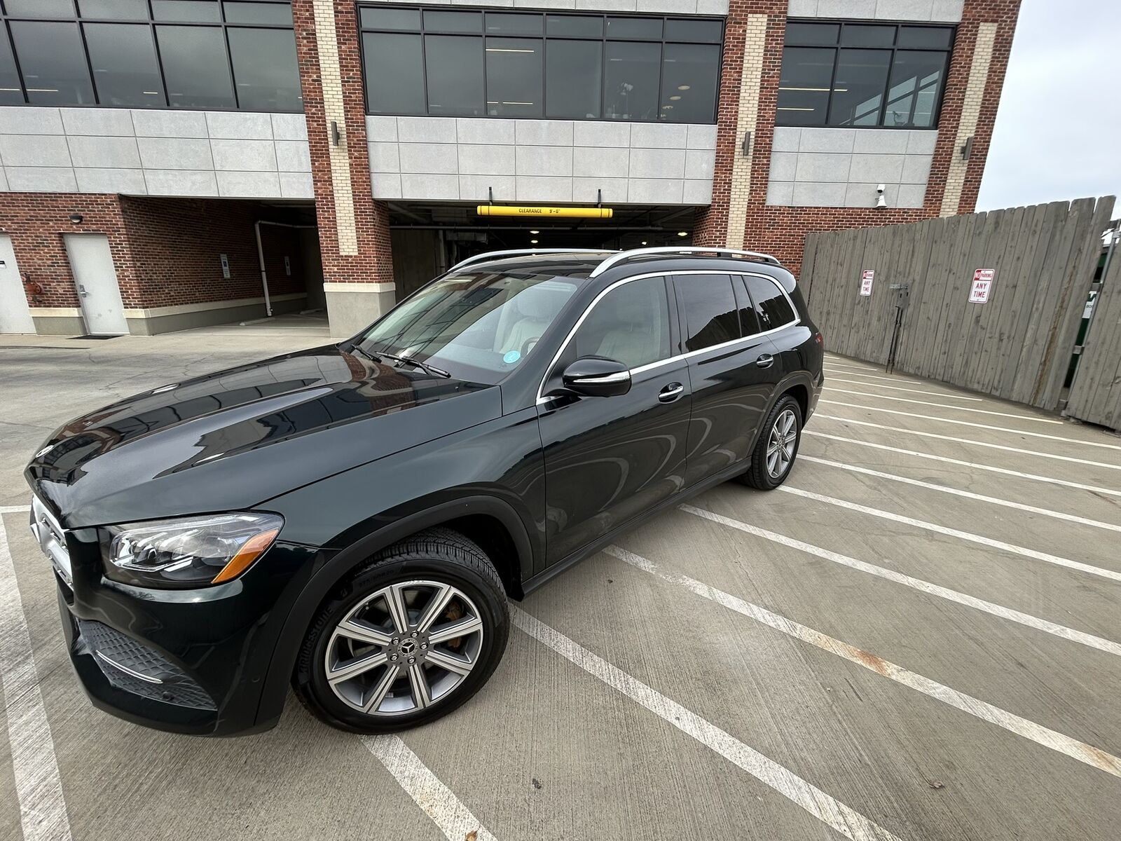 2022 MERCEDES-BENZ GLS-Class