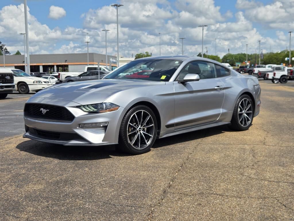 2020 FORD Mustang