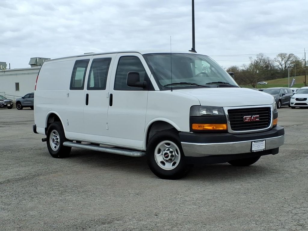 2024 GMC Savana