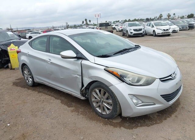 2015 HYUNDAI Elantra