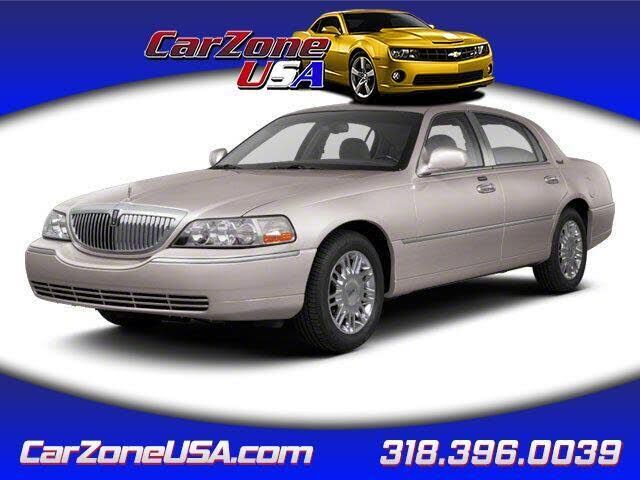 2010 LINCOLN Town Car