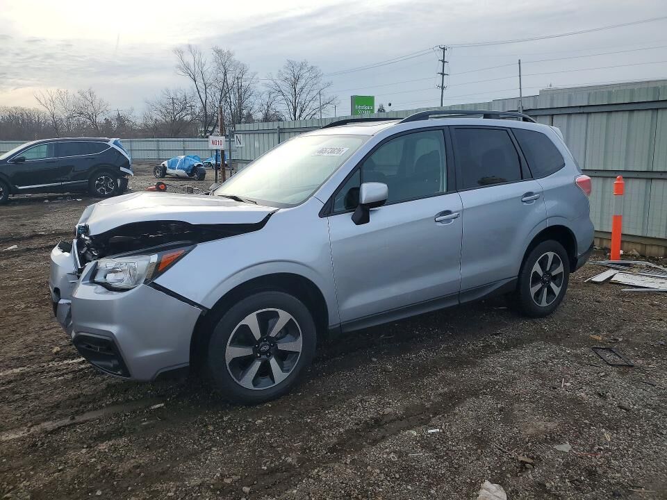 2017 SUBARU Forester