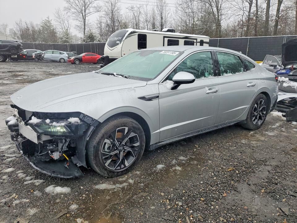 2025 HYUNDAI Sonata
