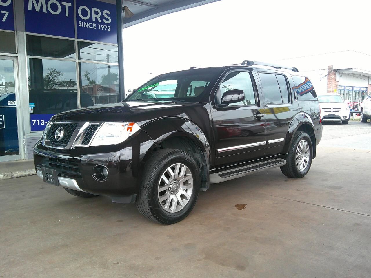 2012 NISSAN Pathfinder
