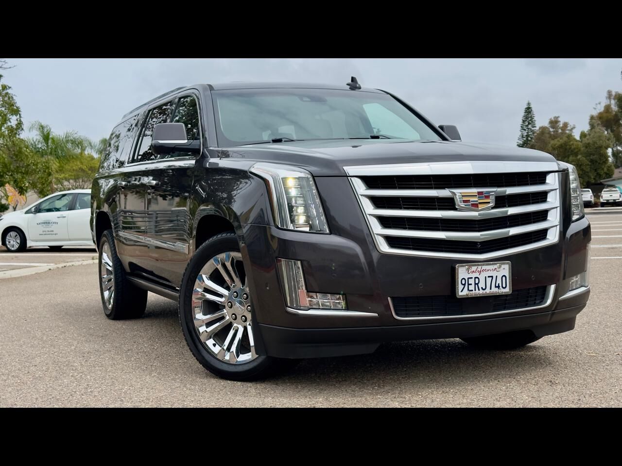 2017 CADILLAC Escalade ESV