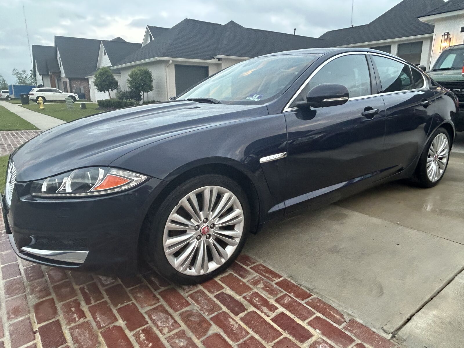 2014 JAGUAR XF