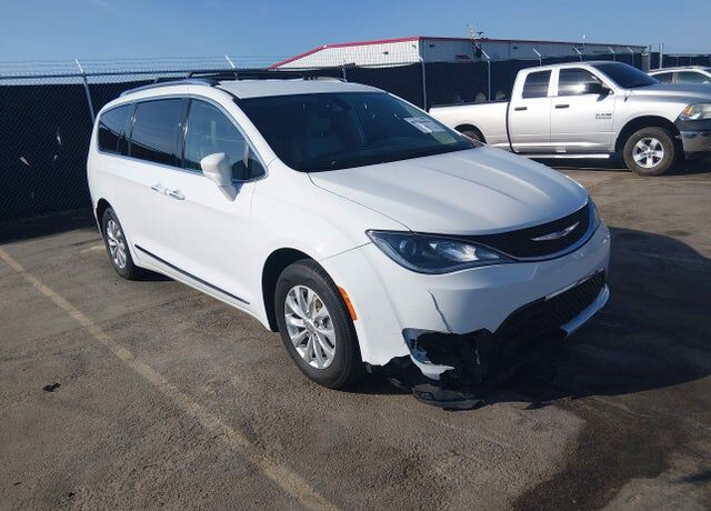 2019 CHRYSLER Pacifica