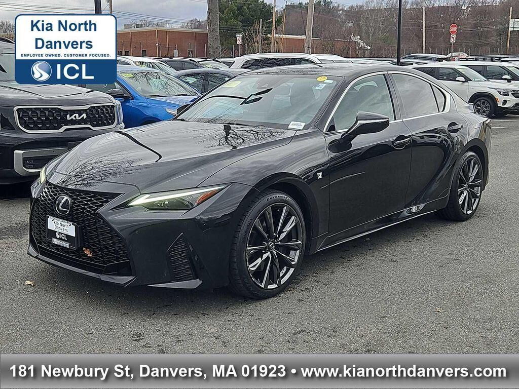 2023 LEXUS IS