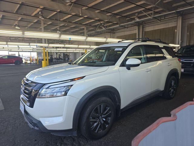 2023 NISSAN Pathfinder