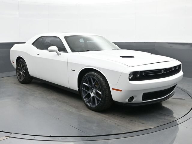 2016 DODGE Challenger