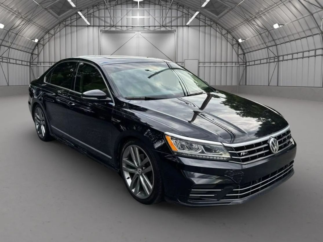 2019 VOLKSWAGEN Passat