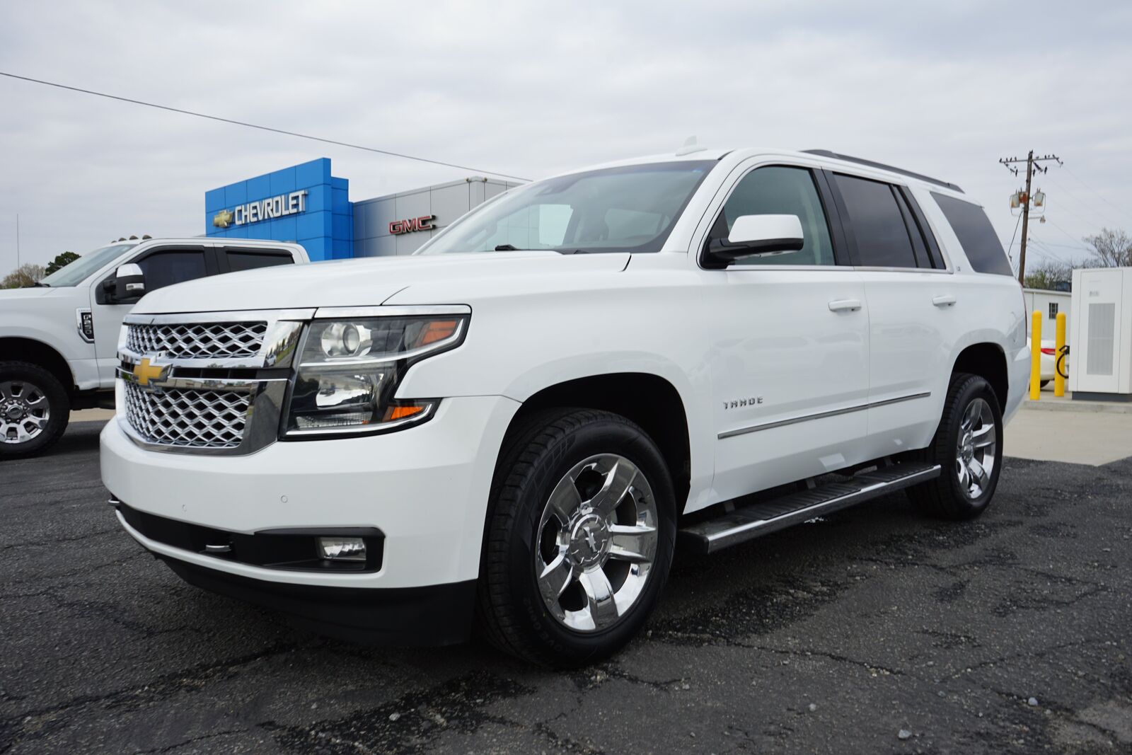 2017 CHEVROLET Tahoe