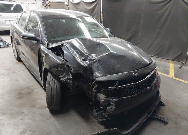 2017 KIA Optima