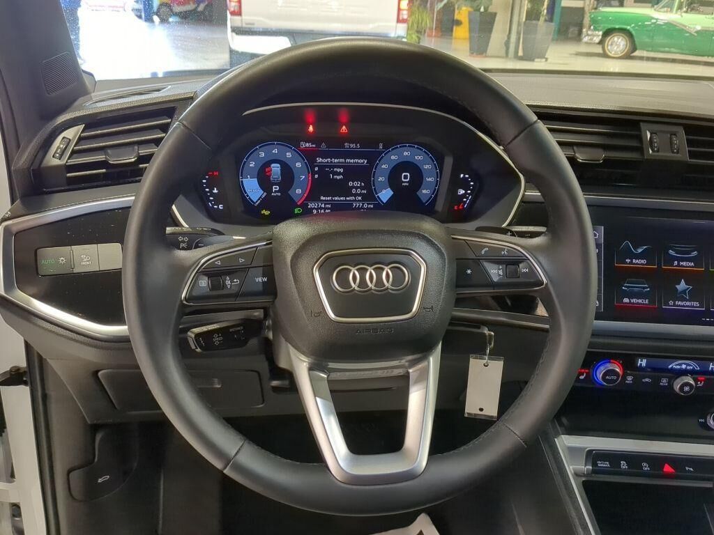 2025 Audi Q3