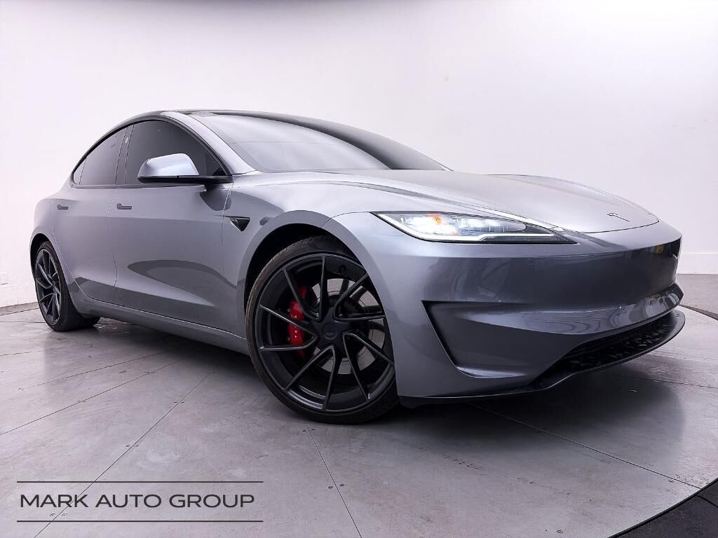 2024 TESLA Model 3