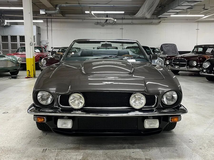 1989 ASTON MARTIN V8