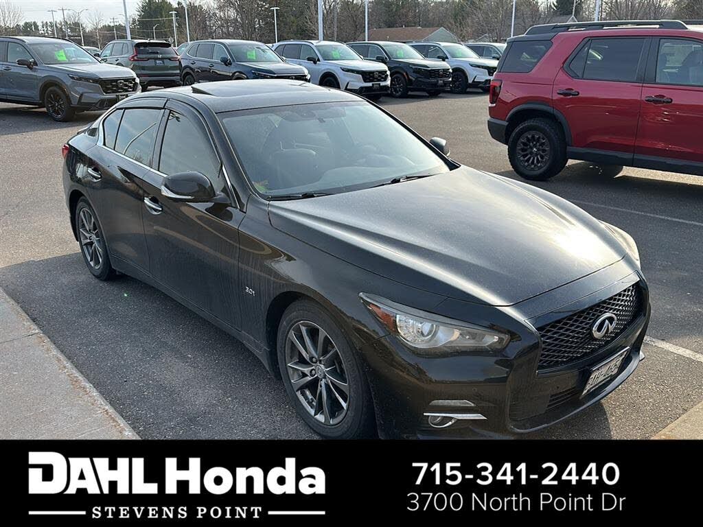 2017 INFINITI Q50