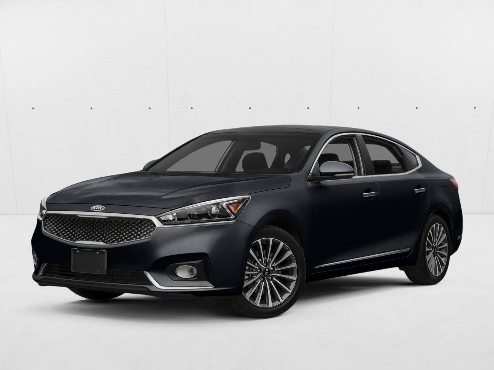 2017 KIA Cadenza
