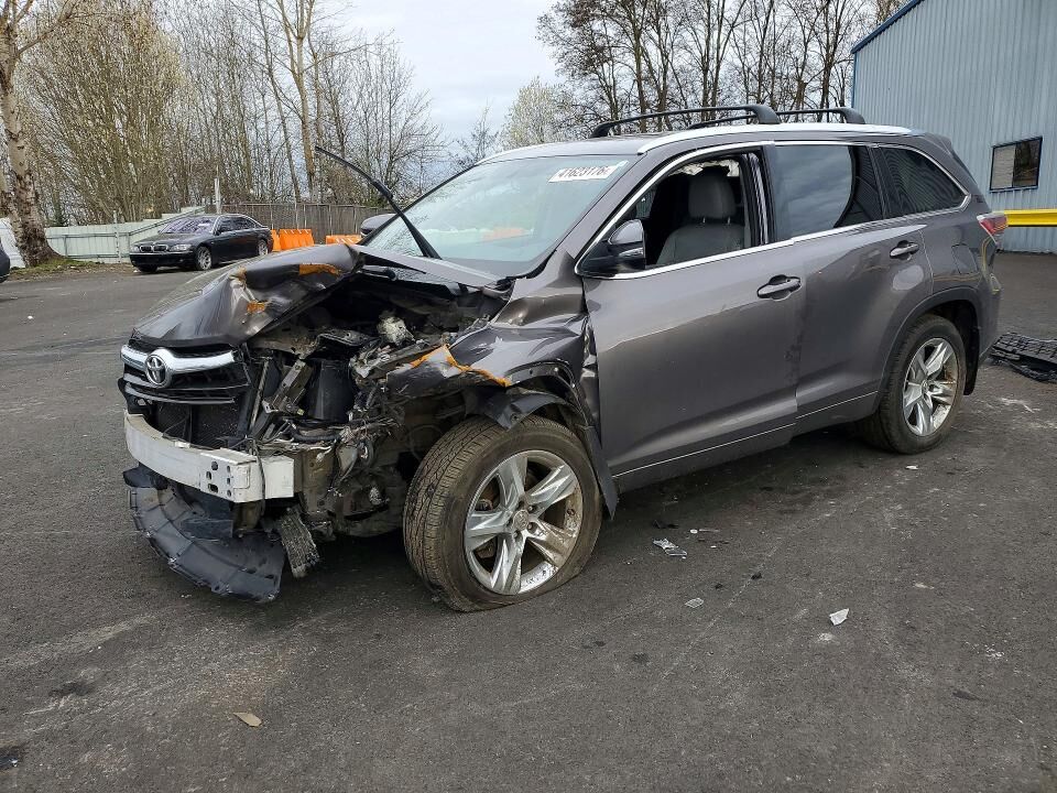 2015 TOYOTA Highlander