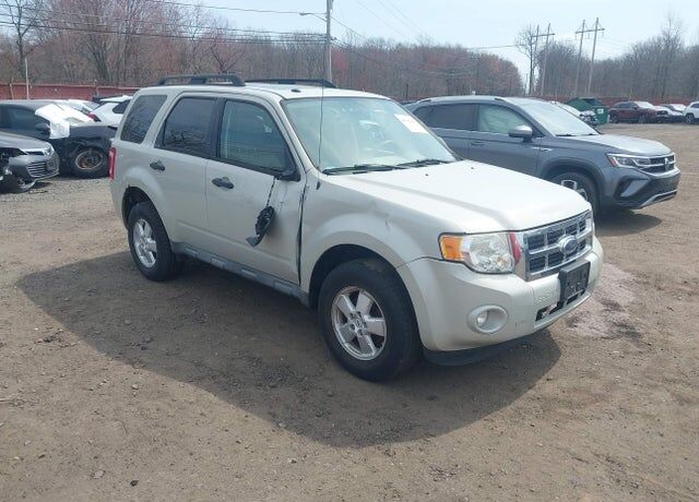 2009 FORD Escape