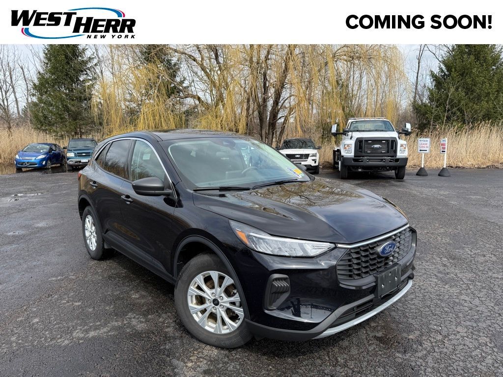 2023 FORD Escape