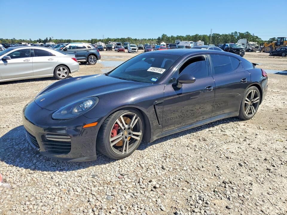 2014 PORSCHE Panamera