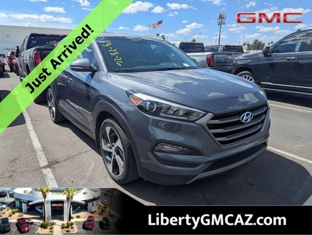 2016 HYUNDAI Tucson