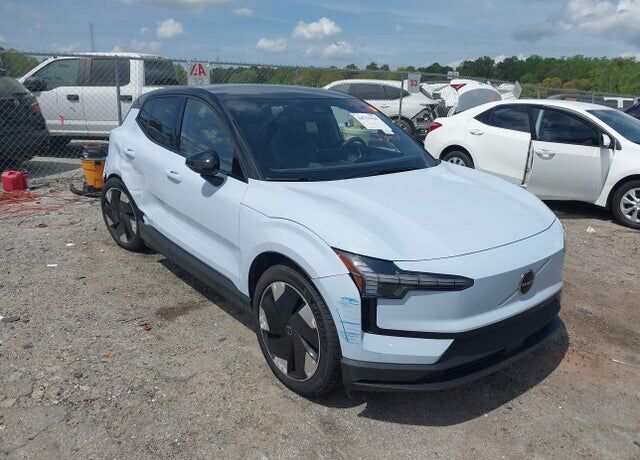 2025 VOLVO EX30