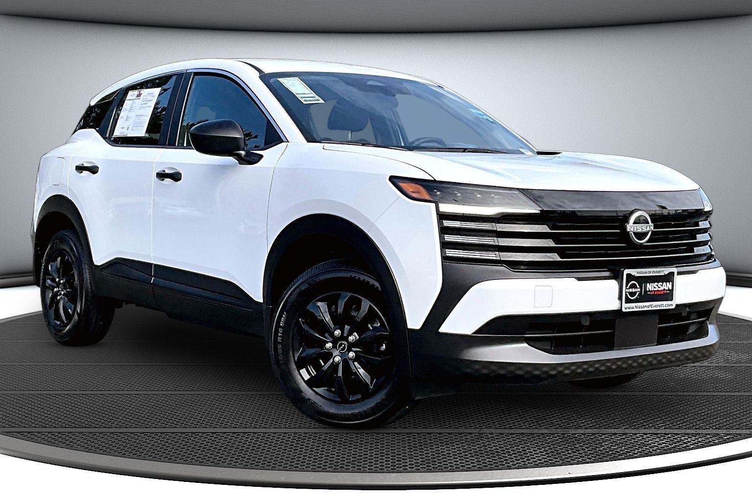 2025 NISSAN Kicks