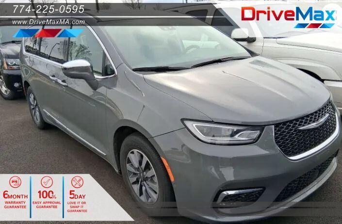 2022 CHRYSLER Pacifica