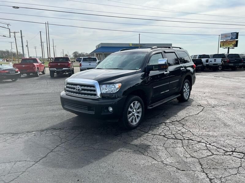 2011 TOYOTA Sequoia