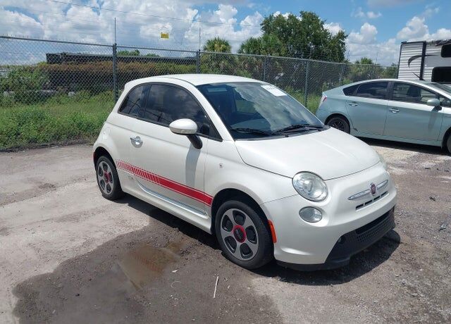 2013 FIAT 500