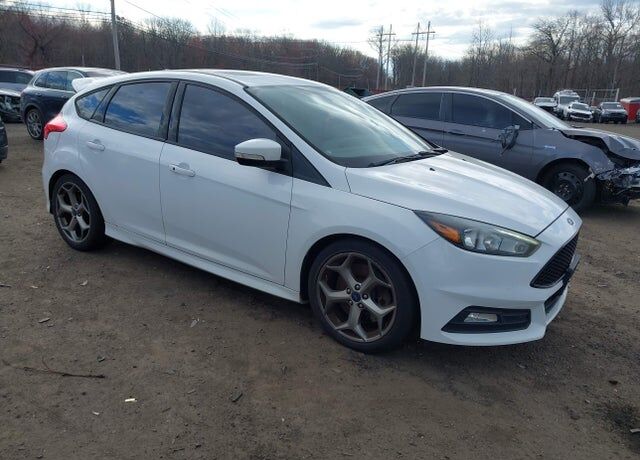 2016 FORD Focus