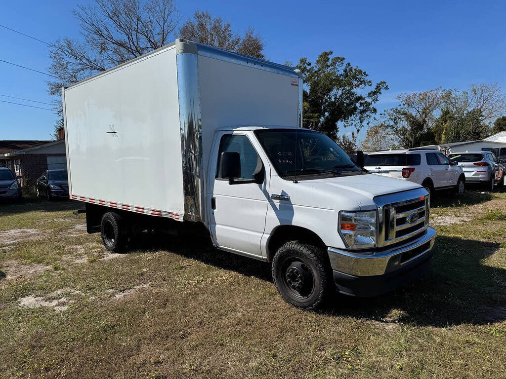 2021 FORD E-450