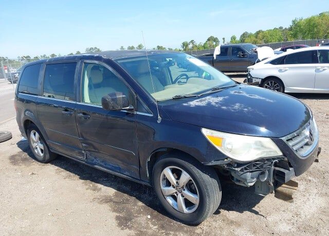 2010 VOLKSWAGEN Routan