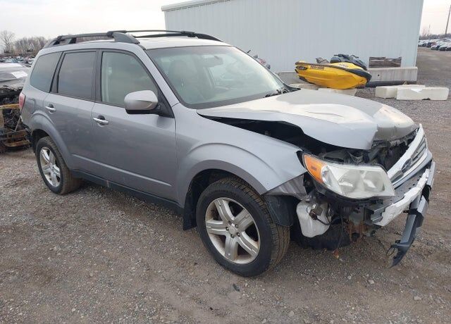 2010 SUBARU Forester