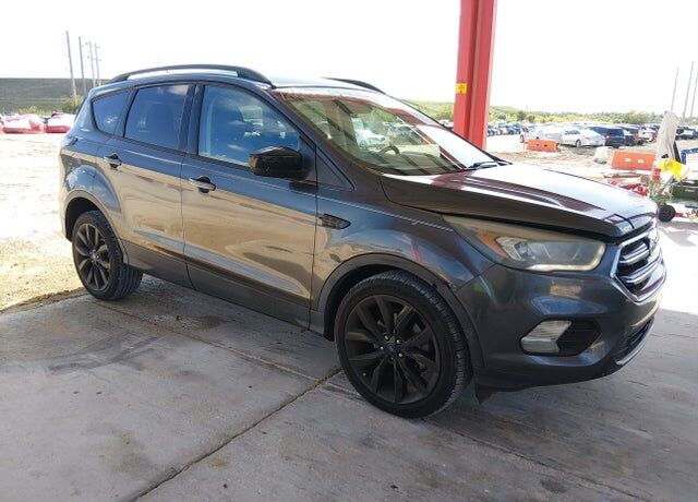 2017 FORD Escape